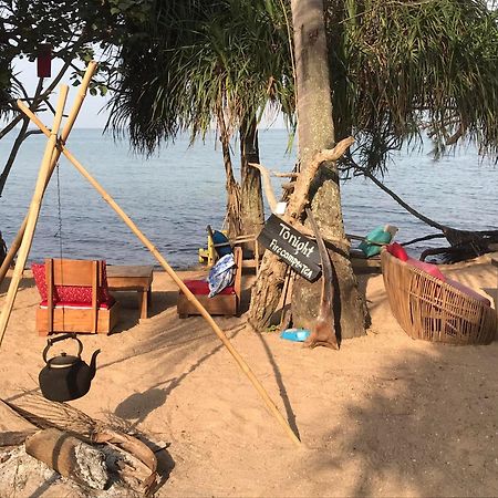 Fat Rabbit Beach Resort Kep Exterior foto