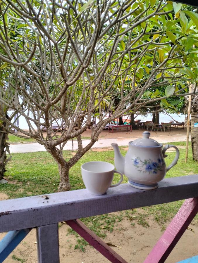 Fat Rabbit Beach Resort Kep Exterior foto